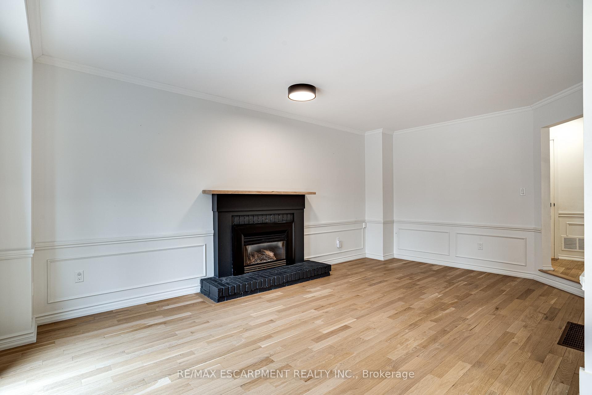 Photo 68 of 379 Devonshire Terrace, Hamilton, Ancaster — HOMEH