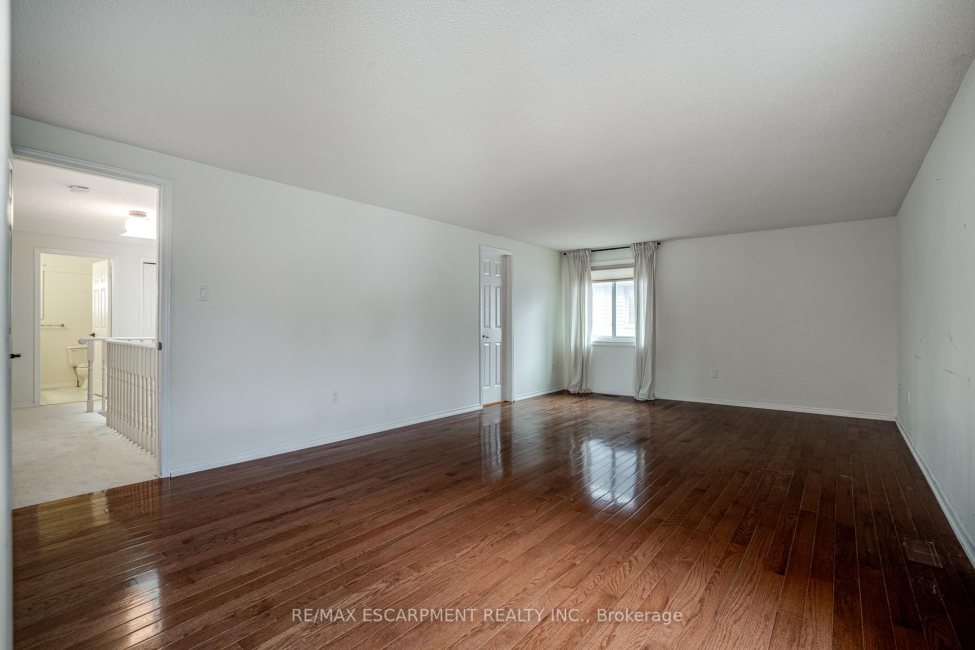 Photo 71 of 379 Devonshire Terrace, Hamilton, Ancaster — HOMEH