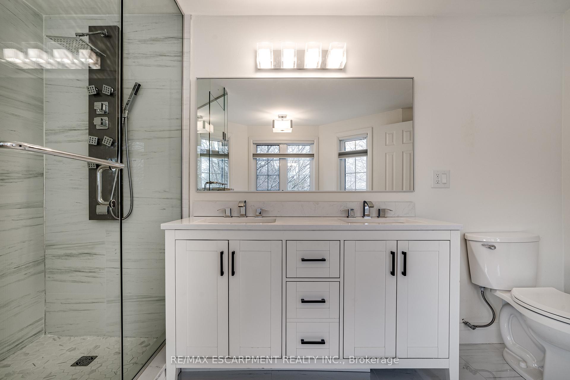 Photo 72 of 379 Devonshire Terrace, Hamilton, Ancaster — HOMEH