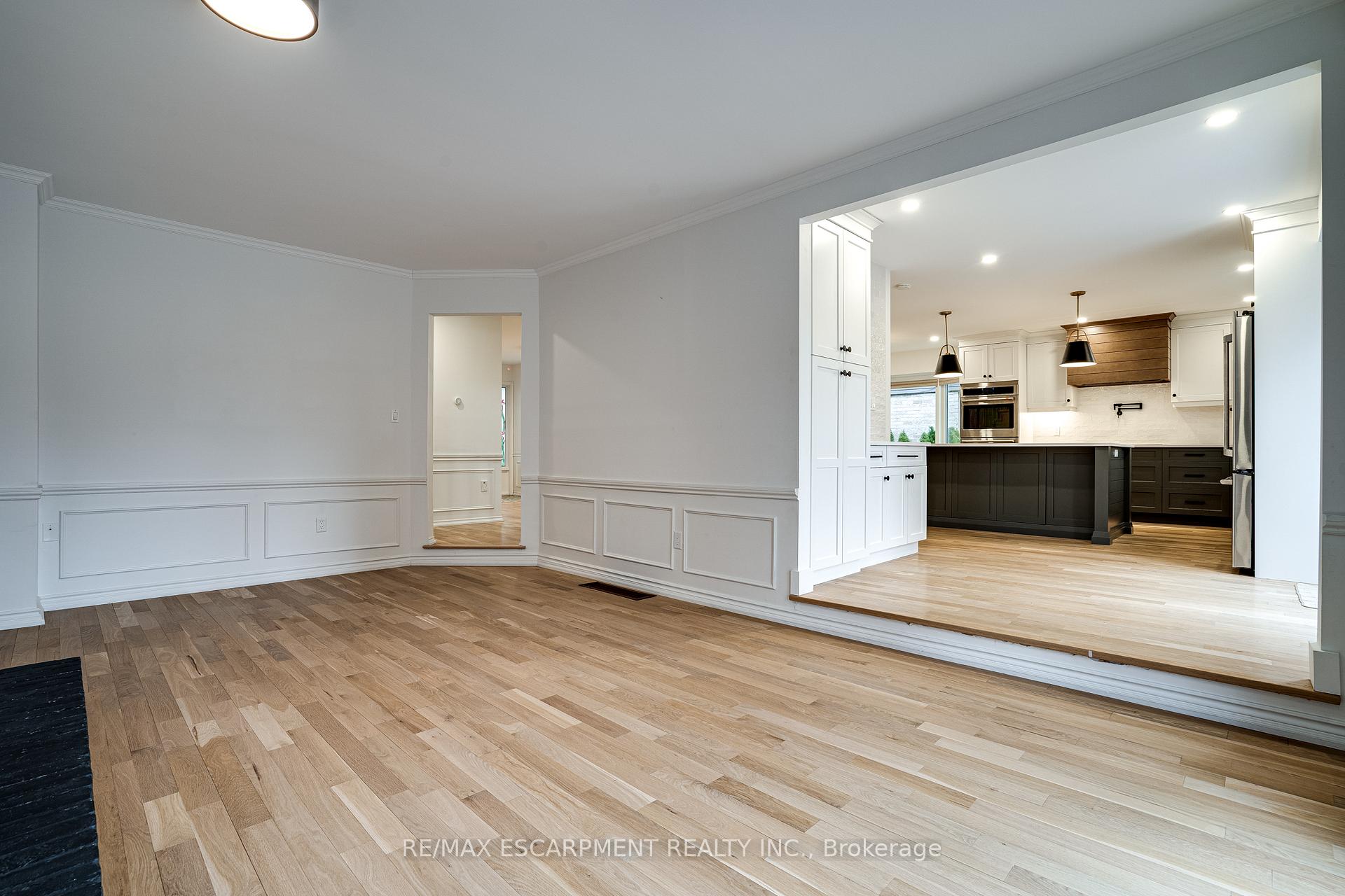 Photo 50 of 379 Devonshire Terrace, Hamilton, Ancaster — HOMEH