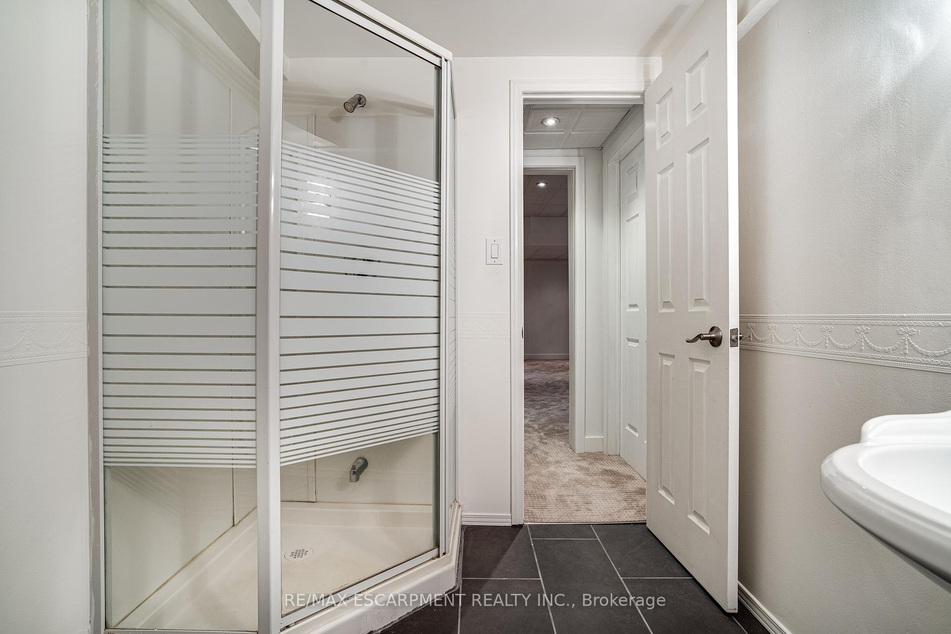 Photo 83 of 379 Devonshire Terrace, Hamilton, Ancaster — HOMEH