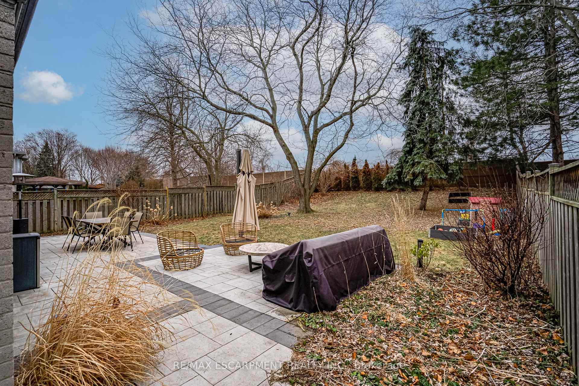 Photo 85 of 379 Devonshire Terrace, Hamilton, Ancaster — HOMEH