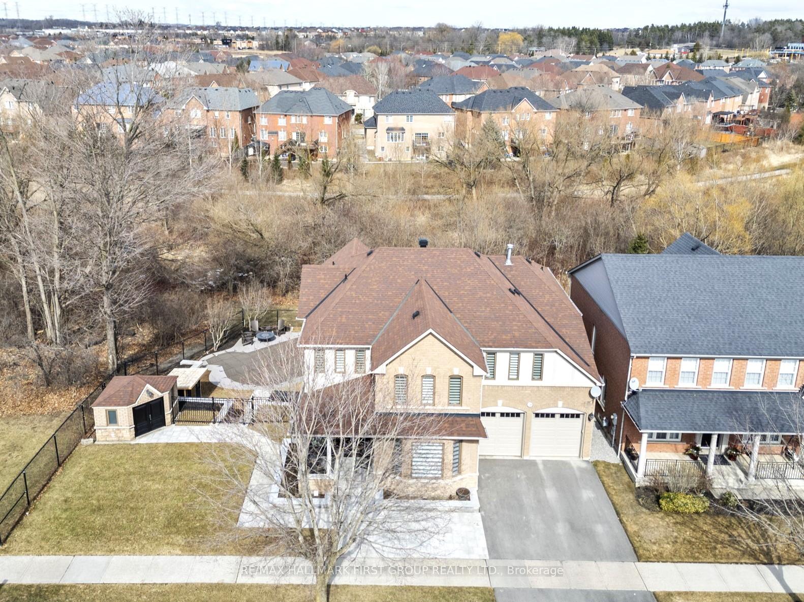 Photo 2 of 24 Goodhart Crescent, Ajax, Northwest Ajax — HOMEH