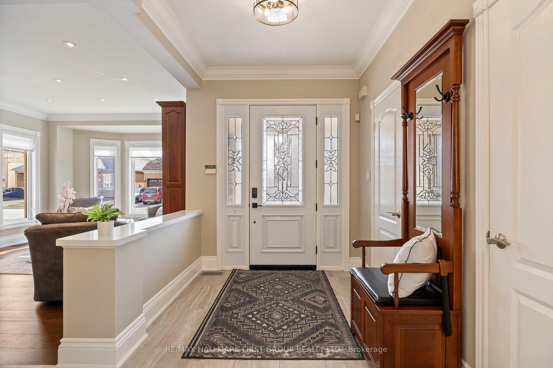 Photo 5 of 24 Goodhart Crescent, Ajax, Northwest Ajax — HOMEH