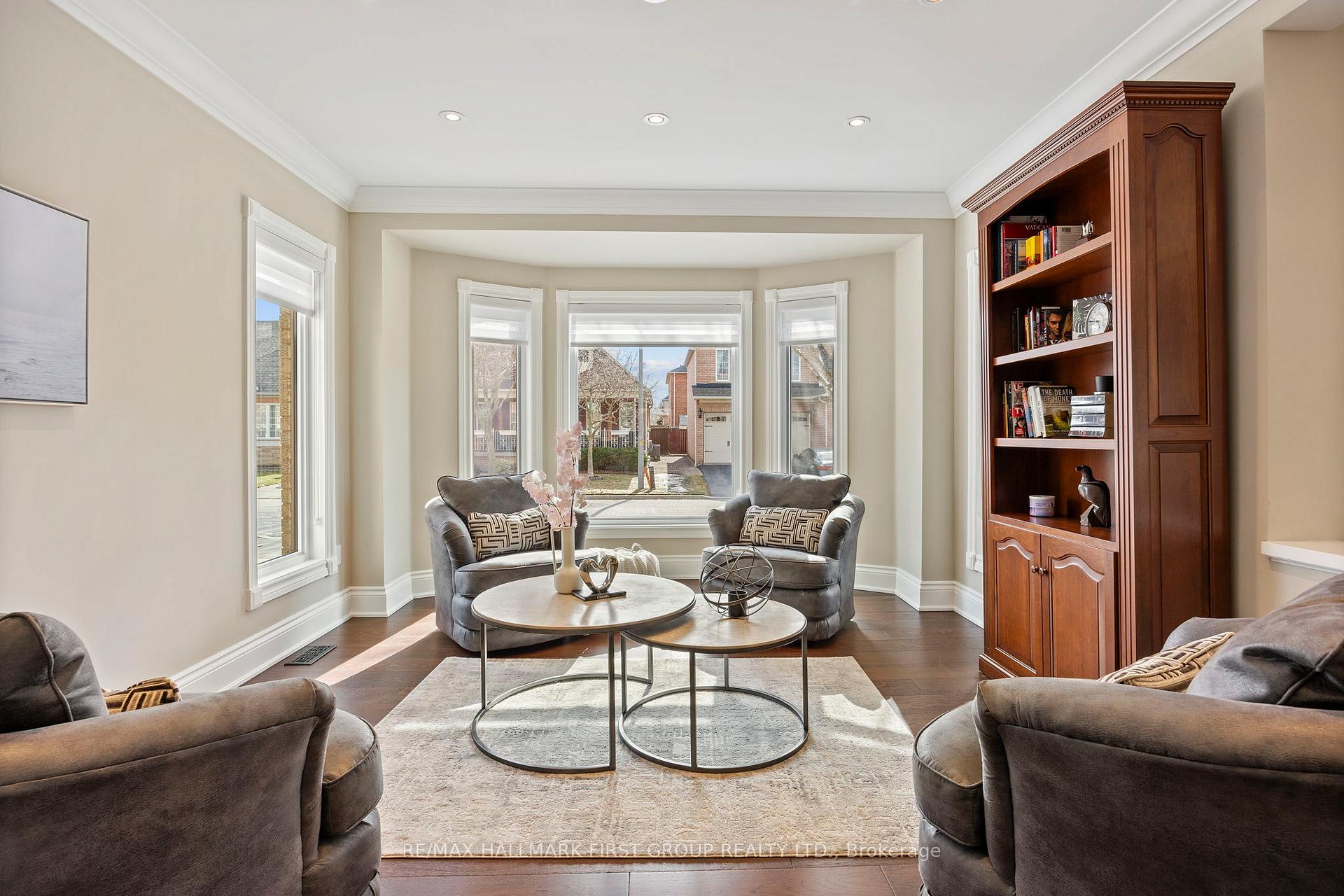Photo 6 of 24 Goodhart Crescent, Ajax, Northwest Ajax — HOMEH