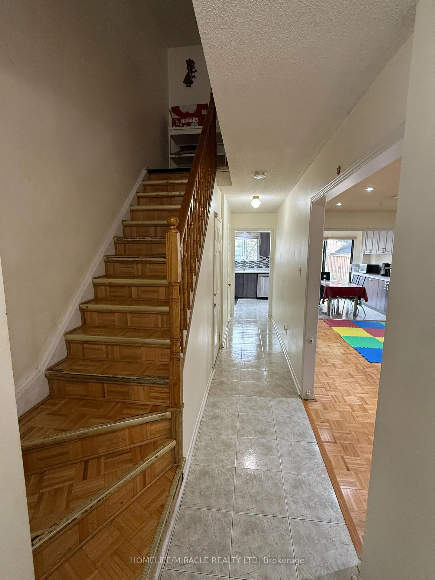 Photo 17 of 2 Ketchum Crescent, Markham, Middlefield — HOMEH
