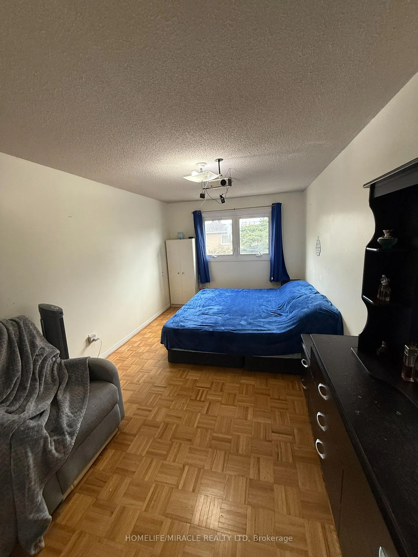 Photo 25 of 2 Ketchum Crescent, Markham, Middlefield — HOMEH