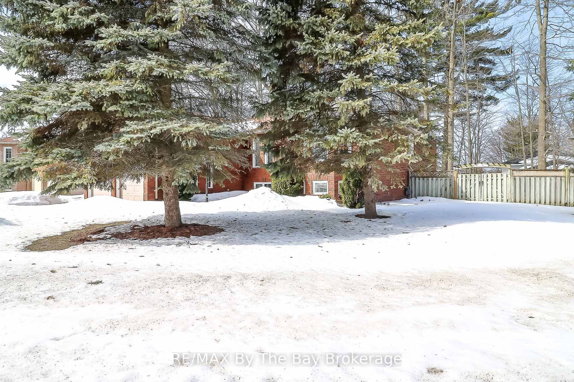 Photo 28 of 2 Silver Birch Avenue, Wasaga Beach — HOMEH