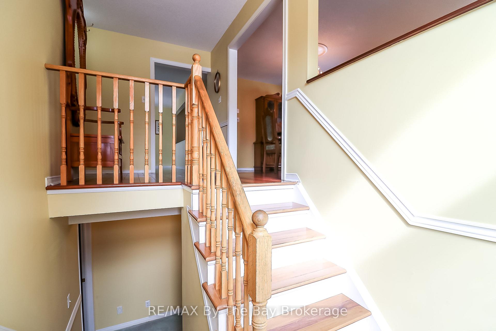 Photo 30 of 2 Silver Birch Avenue, Wasaga Beach — HOMEH