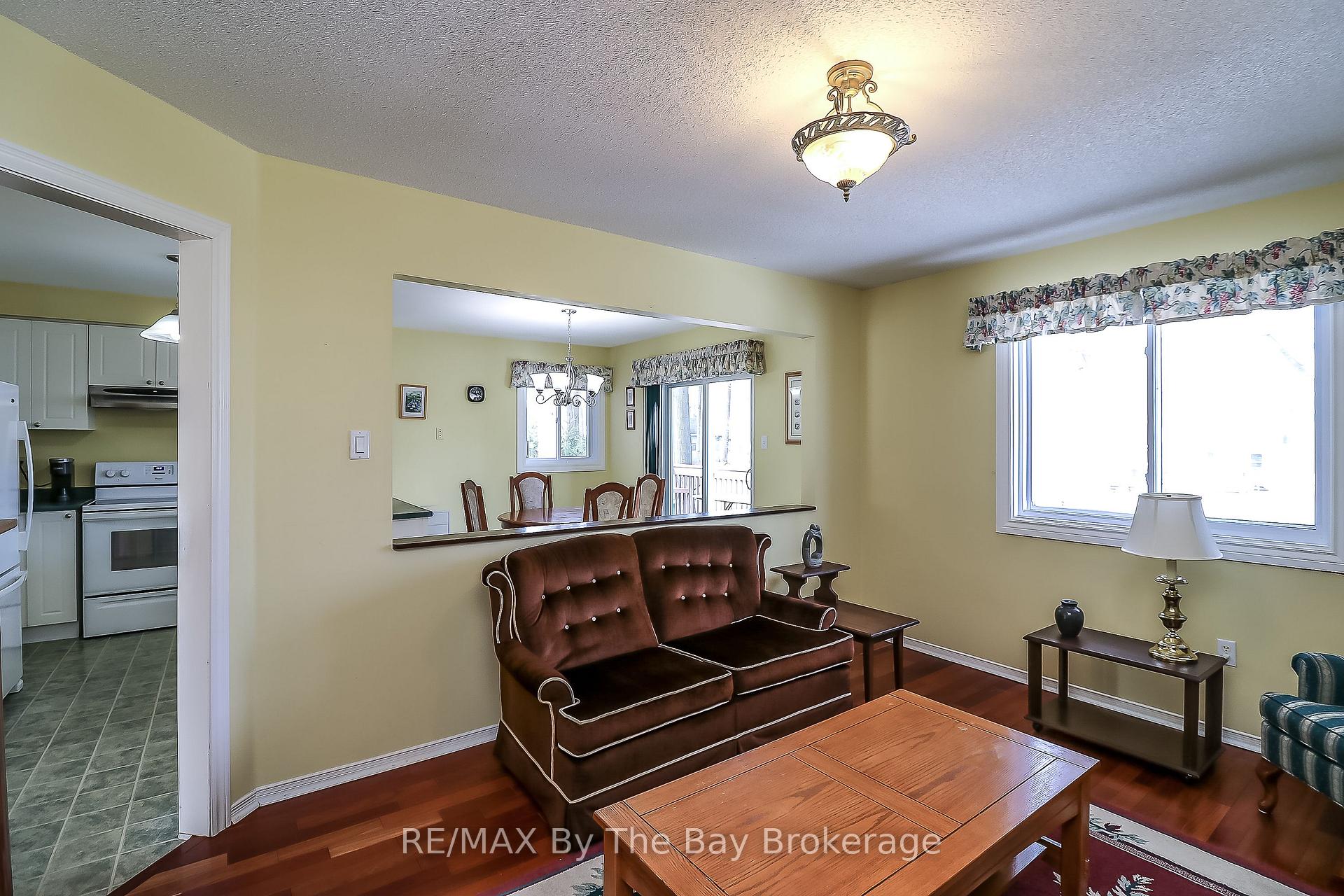 Photo 37 of 2 Silver Birch Avenue, Wasaga Beach — HOMEH