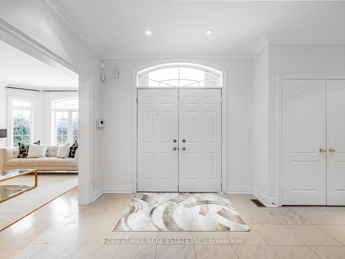 Photo 4 of 112 Crestwood Road, Vaughan, Crestwood-Springfarm-Yorkhill — HOMEH