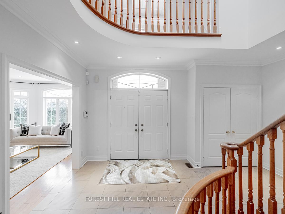 Photo 5 of 112 Crestwood Road, Vaughan, Crestwood-Springfarm-Yorkhill — HOMEH
