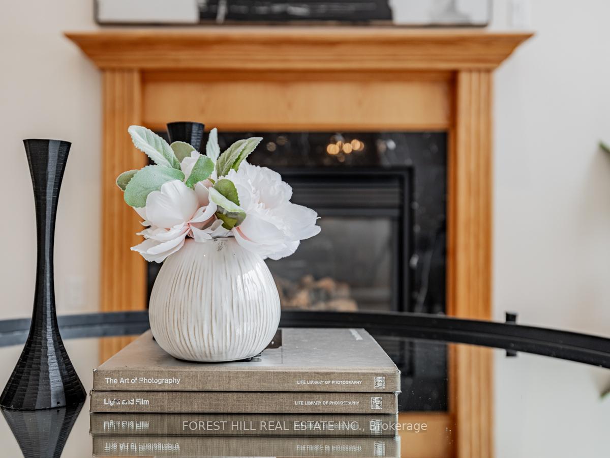 Photo 13 of 112 Crestwood Road, Vaughan, Crestwood-Springfarm-Yorkhill — HOMEH