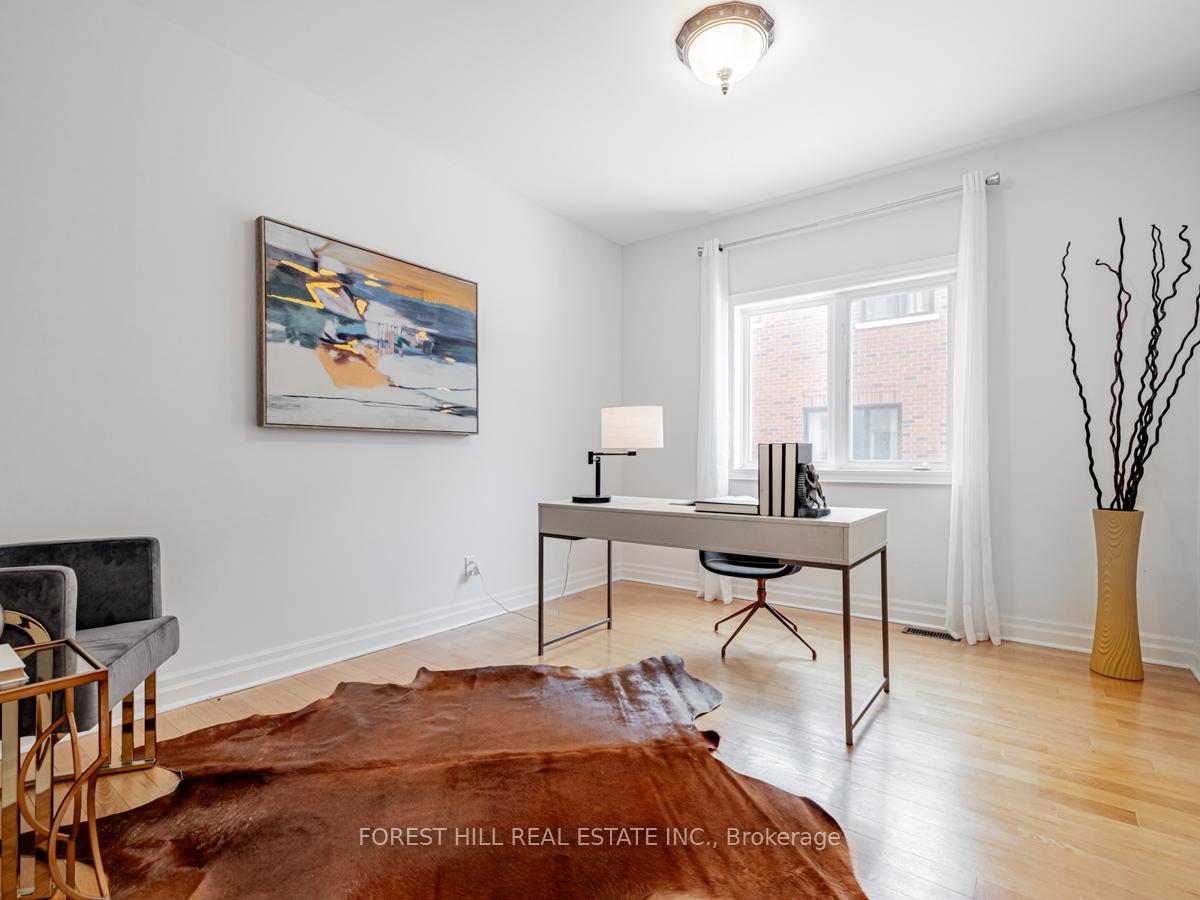 Photo 21 of 112 Crestwood Road, Vaughan, Crestwood-Springfarm-Yorkhill — HOMEH