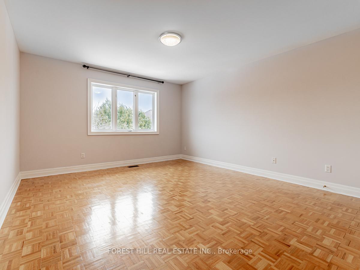 Photo 26 of 112 Crestwood Road, Vaughan, Crestwood-Springfarm-Yorkhill — HOMEH