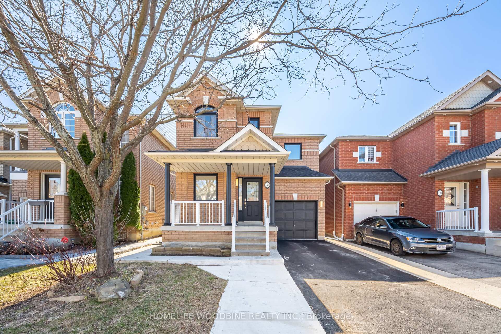 Photo 1 of 28 Redfinch Way, Brampton, Fletcher's Meadow — HOMEH