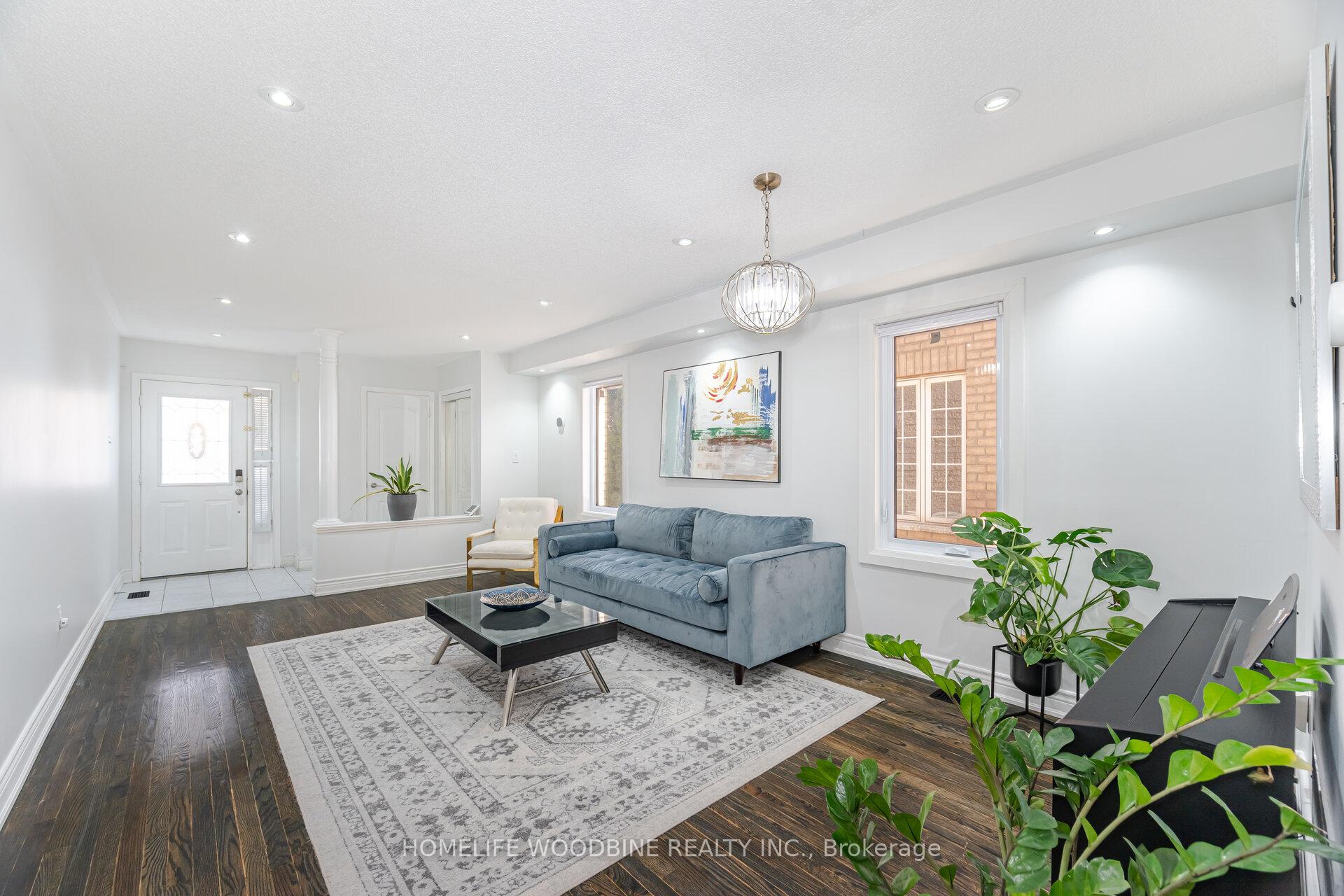 Photo 5 of 28 Redfinch Way, Brampton, Fletcher's Meadow — HOMEH