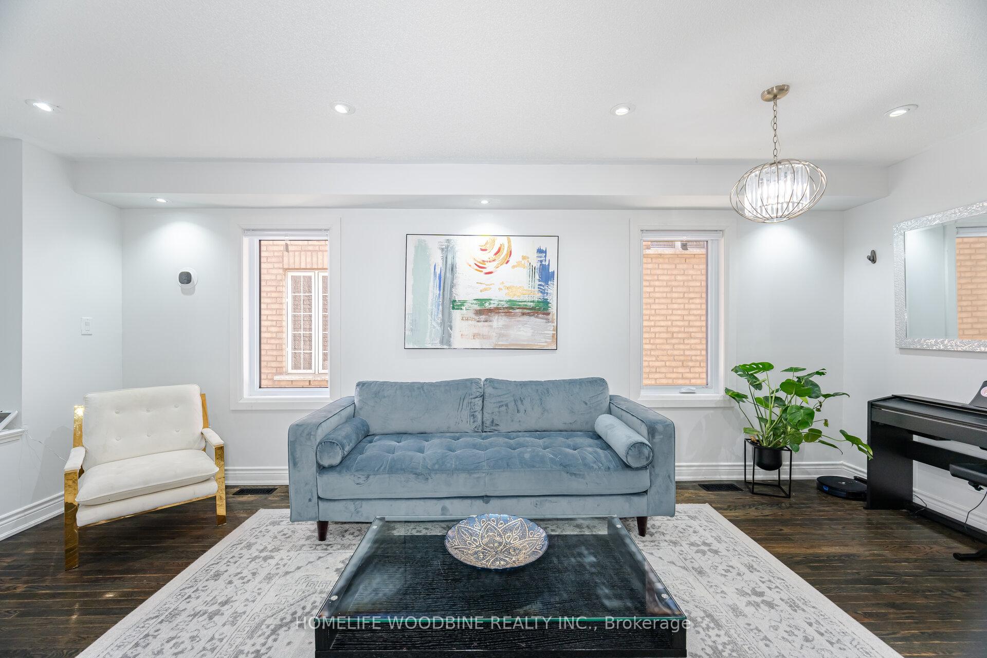 Photo 6 of 28 Redfinch Way, Brampton, Fletcher's Meadow — HOMEH
