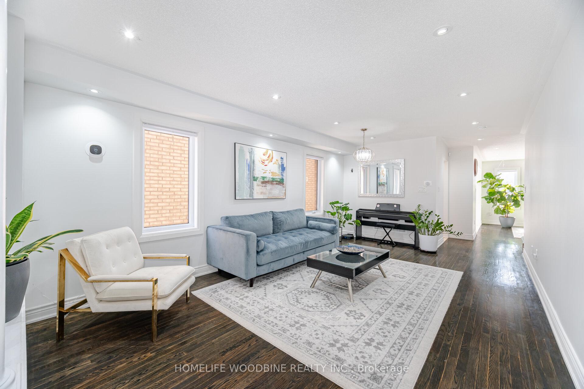 Photo 8 of 28 Redfinch Way, Brampton, Fletcher's Meadow — HOMEH