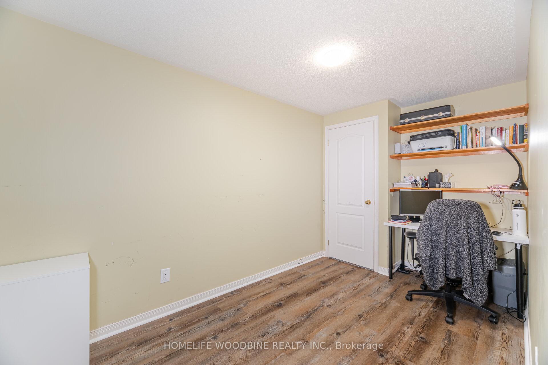 Photo 35 of 28 Redfinch Way, Brampton, Fletcher's Meadow — HOMEH