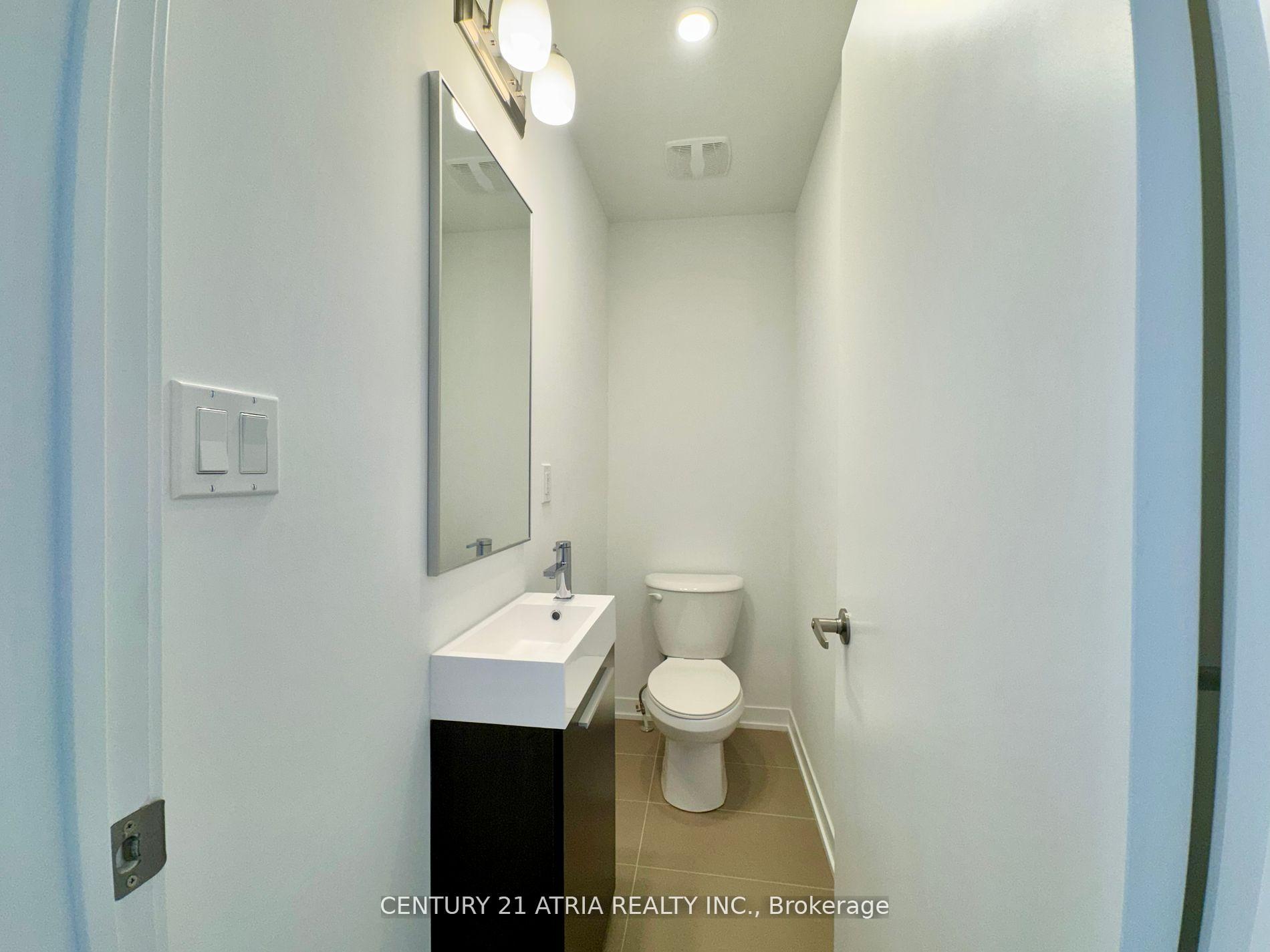 Photo 4 of Unit main, 22 Deep Roots Terrace, Toronto, Englemount-Lawrence — HOMEH
