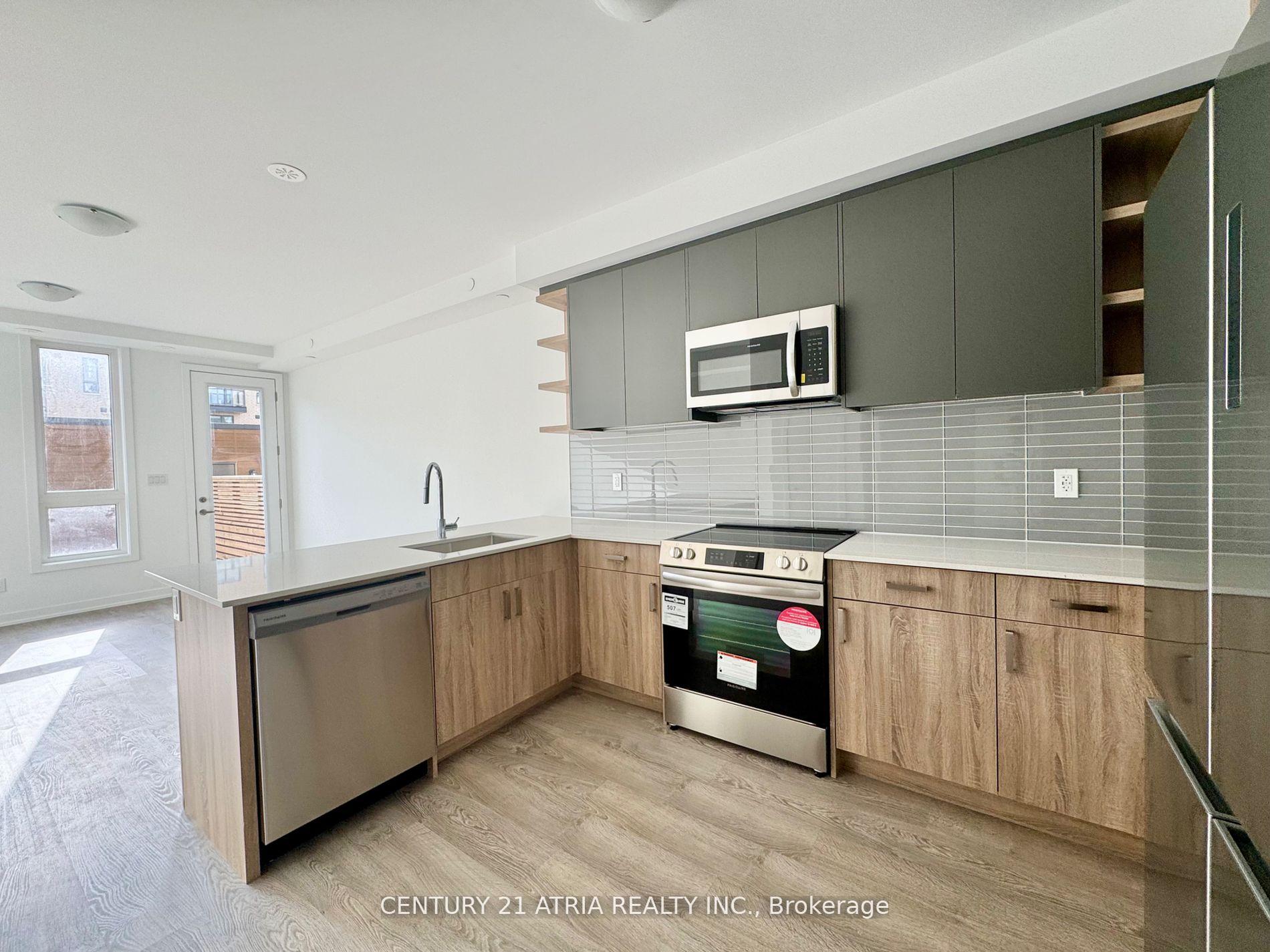 Photo 5 of Unit main, 22 Deep Roots Terrace, Toronto, Englemount-Lawrence — HOMEH