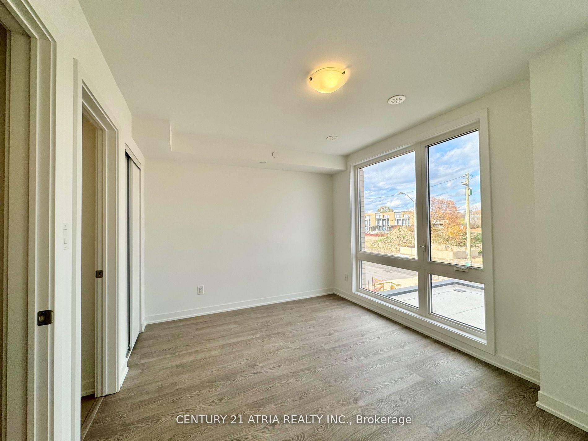 Photo 9 of Unit main, 22 Deep Roots Terrace, Toronto, Englemount-Lawrence — HOMEH