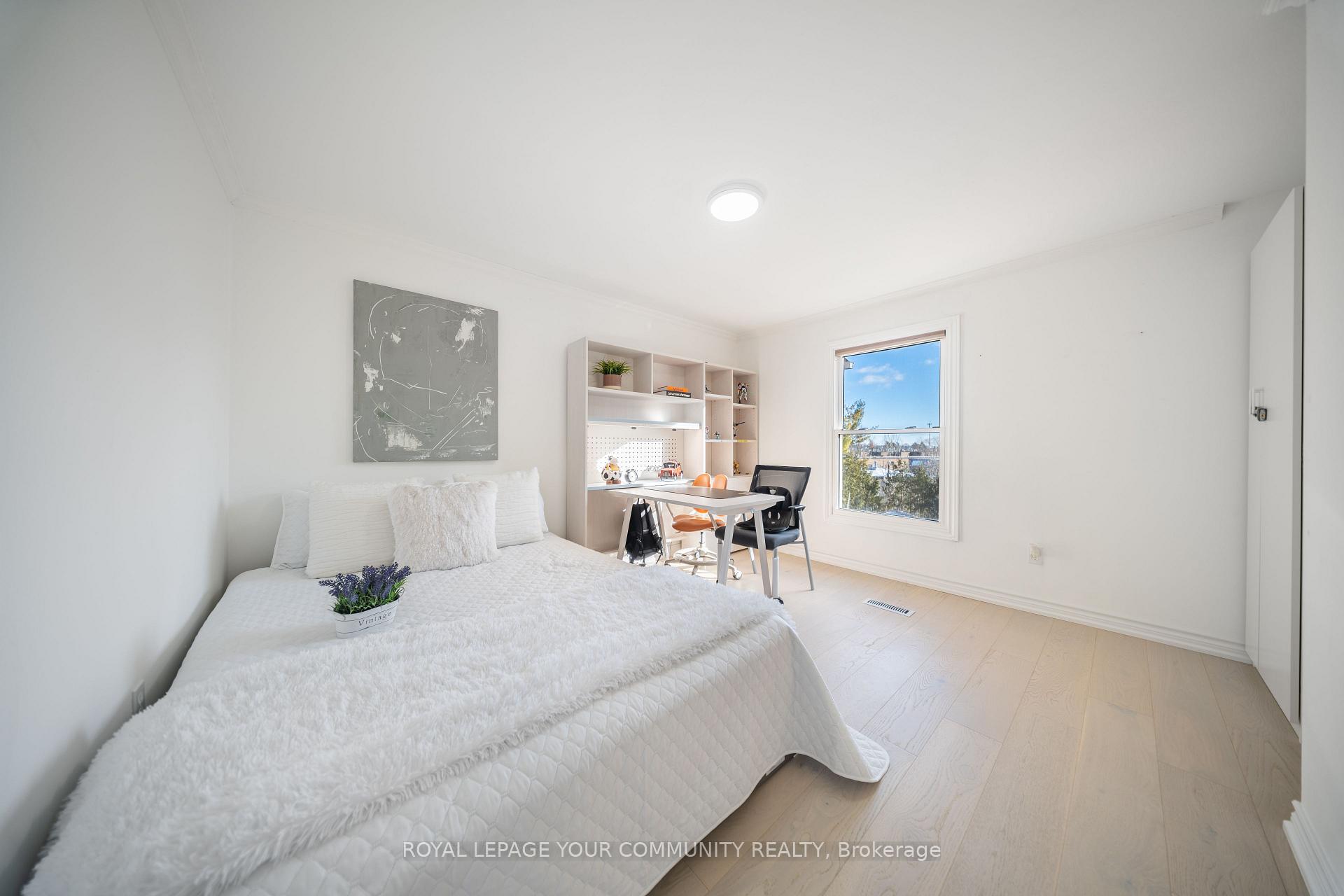 Photo 5 of 79 Tamarack Drive, Markham, Aileen-Willowbrook — HOMEH