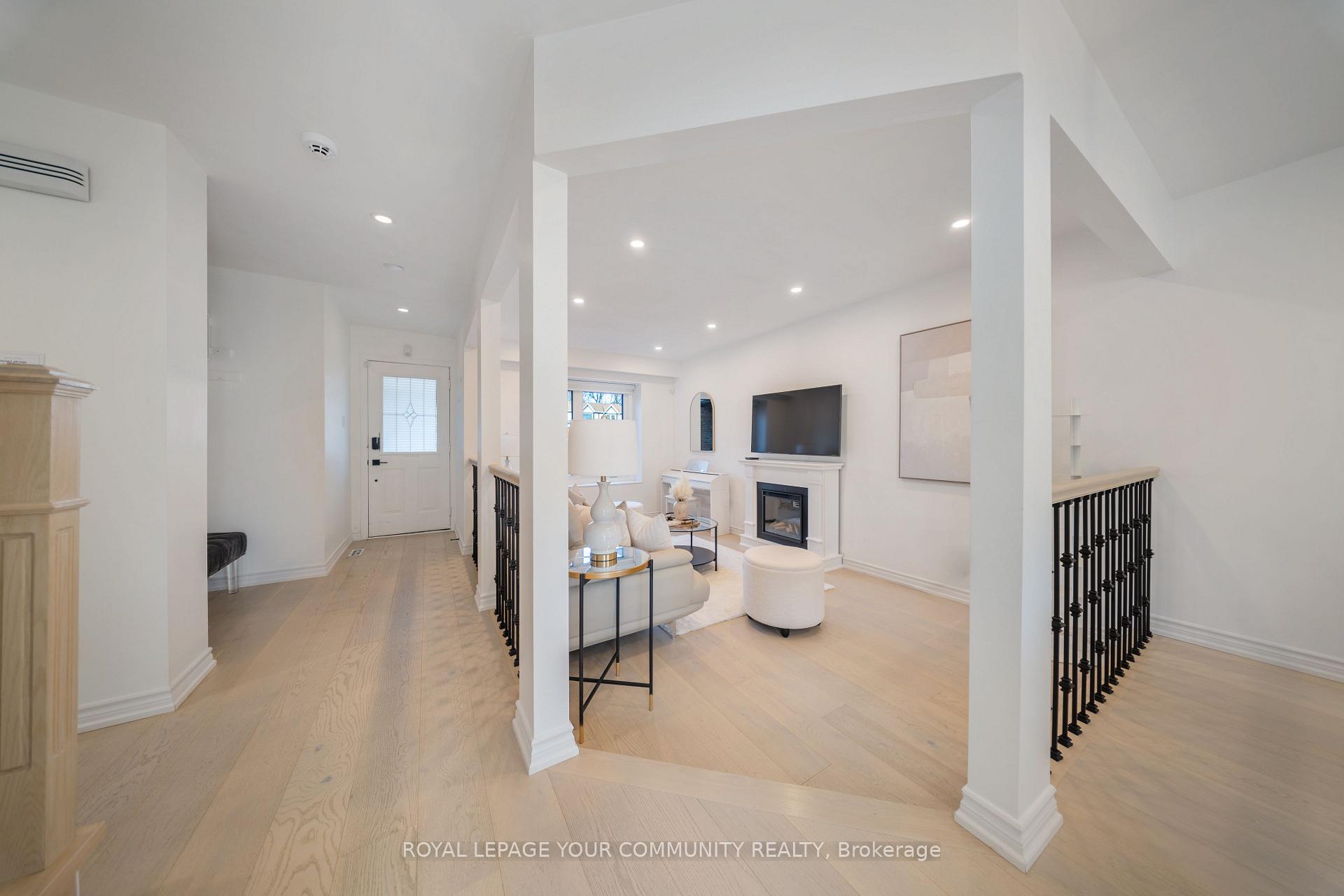 Photo 9 of 79 Tamarack Drive, Markham, Aileen-Willowbrook — HOMEH