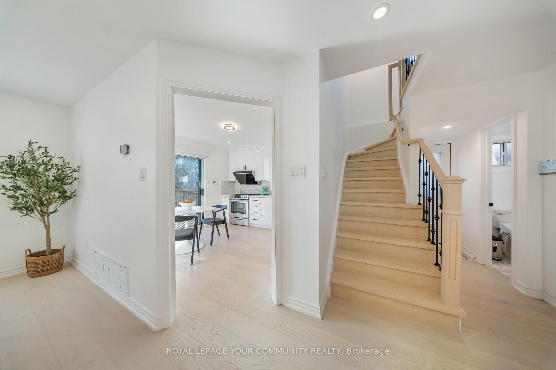 Photo 13 of 79 Tamarack Drive, Markham, Aileen-Willowbrook — HOMEH