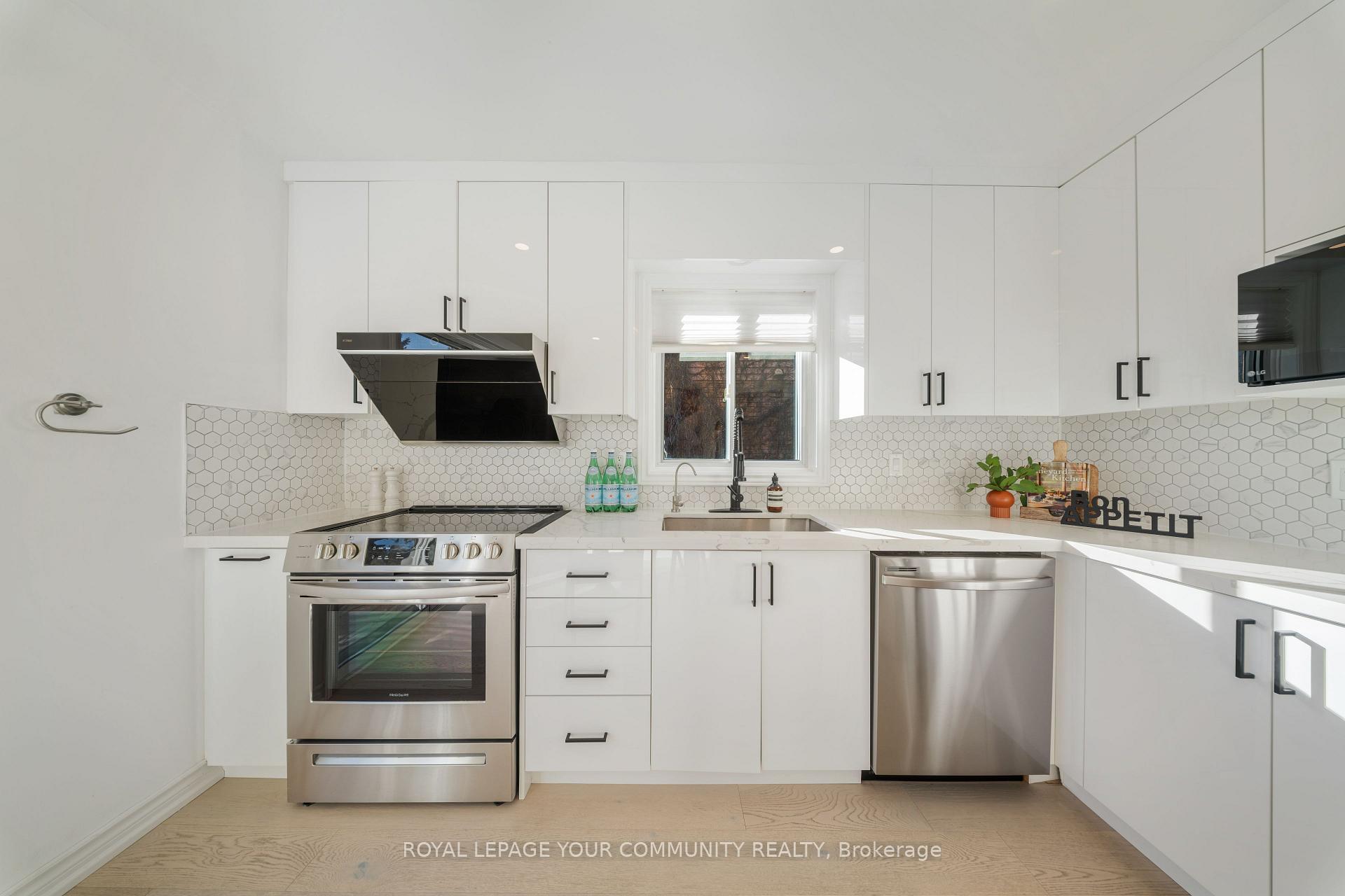 Photo 14 of 79 Tamarack Drive, Markham, Aileen-Willowbrook — HOMEH