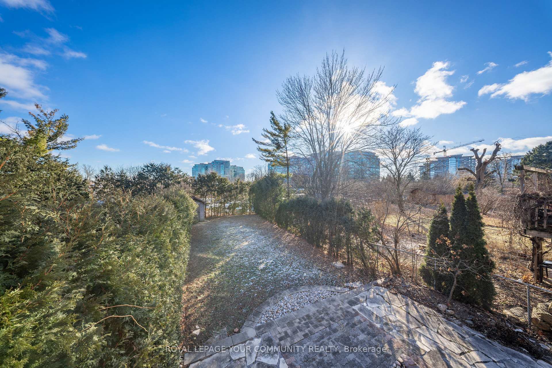 Photo 37 of 79 Tamarack Drive, Markham, Aileen-Willowbrook — HOMEH