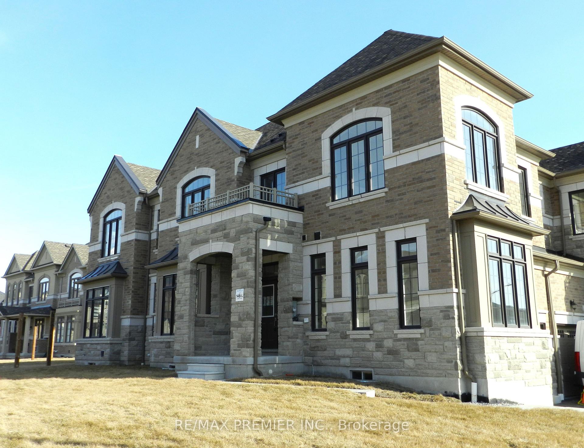 Photo 22 of 2 Jadite Street W, Whitby, Rural Whitby — HOMEH