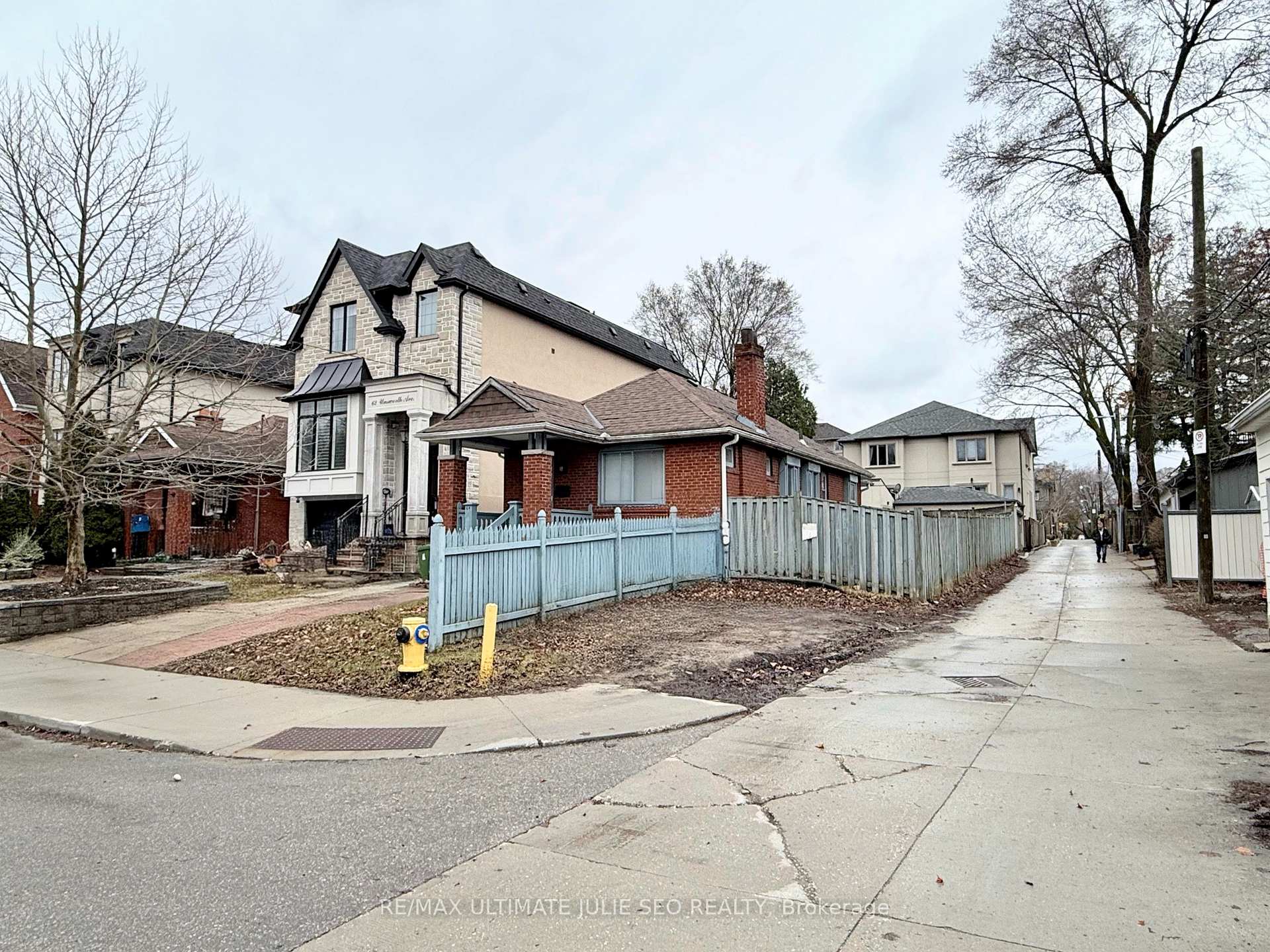 Photo 7 of 64 Unsworth Avenue, Toronto, Lawrence Park North — HOMEH
