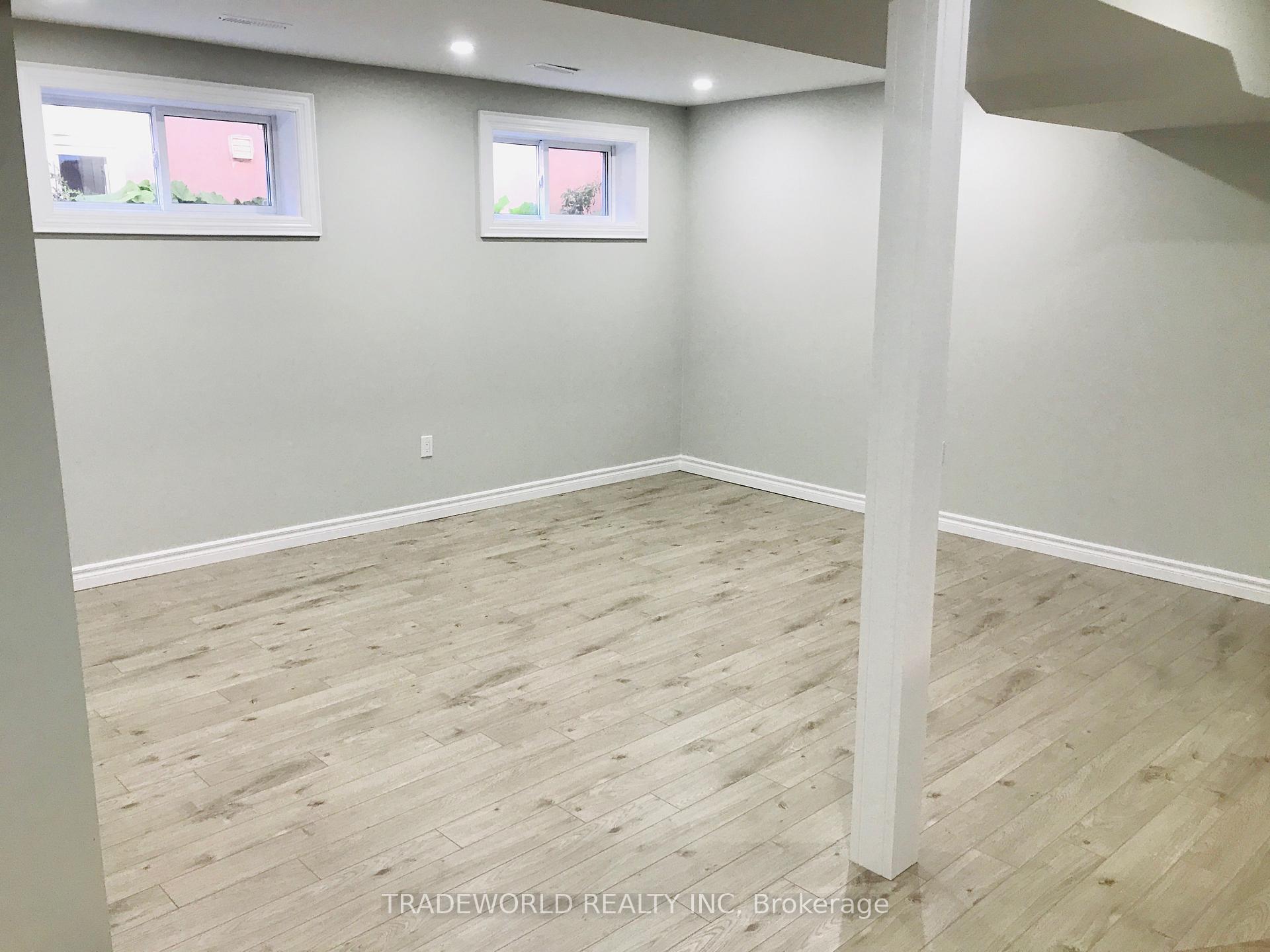 Photo 2 of Unit Basement, 6 Iangrove Terrace, Scarborough, L'Amoreaux — HOMEH