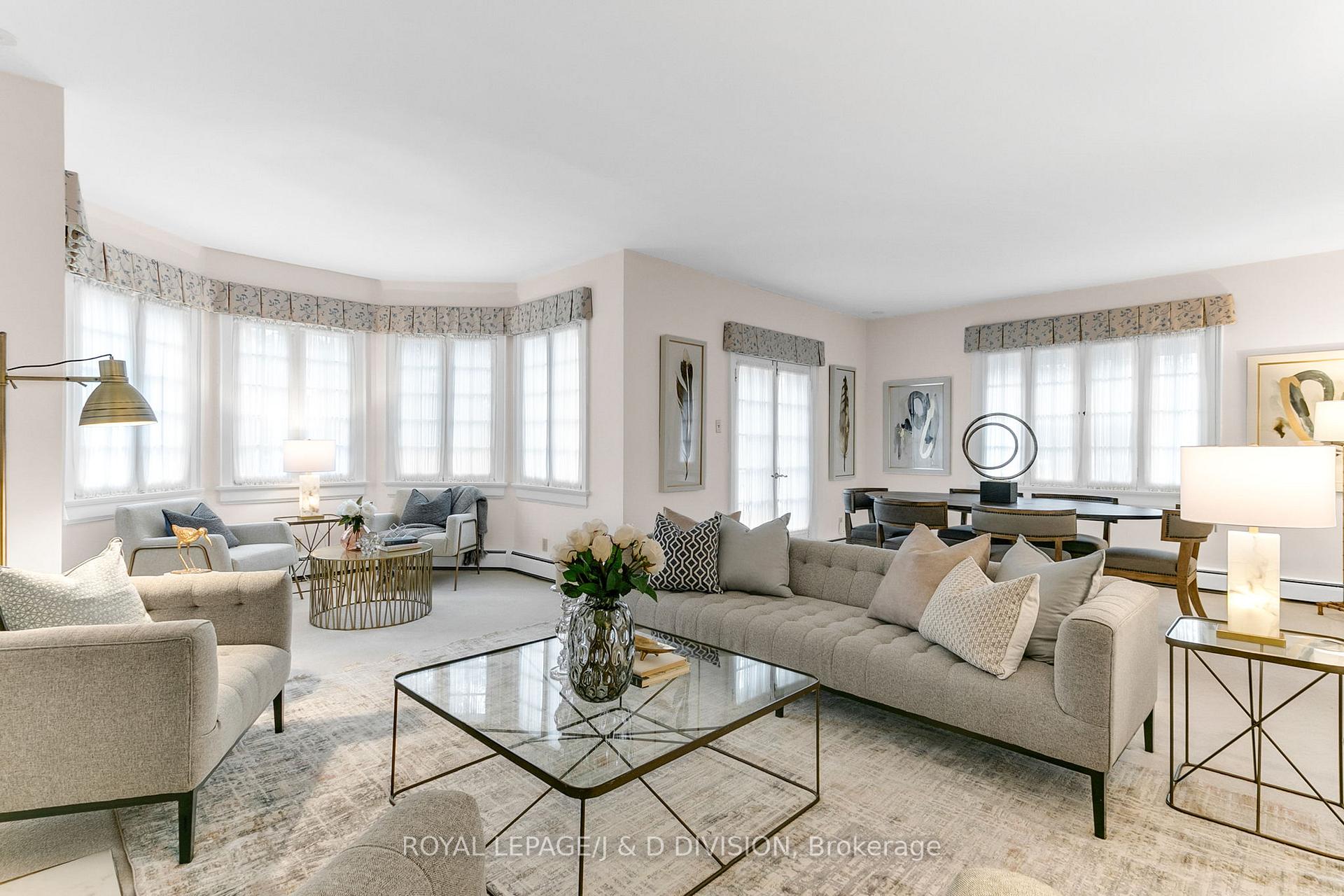 Photo 27 of 98 Chaplin Crescent, Toronto, Yonge-Eglinton — HOMEH
