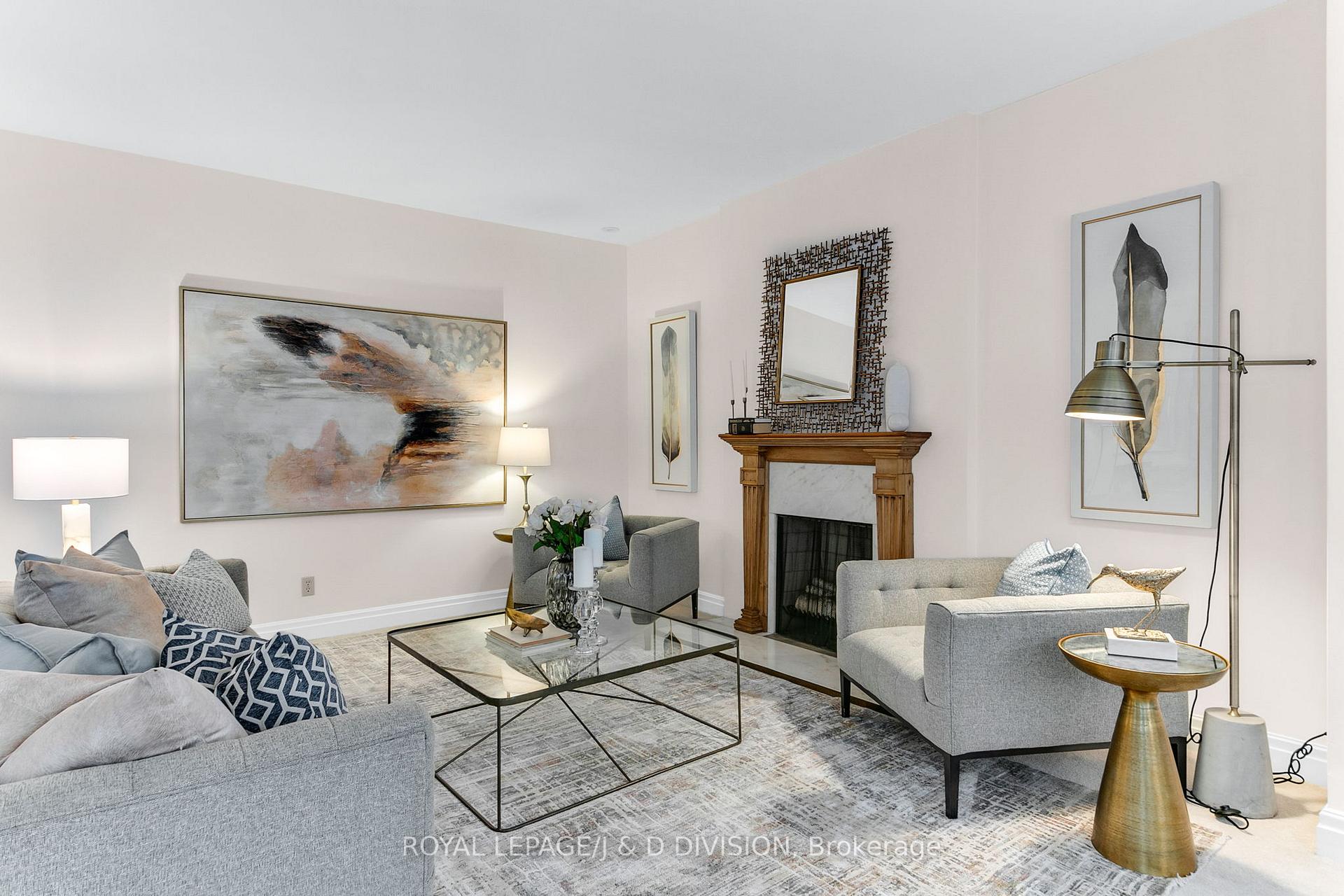 Photo 30 of 98 Chaplin Crescent, Toronto, Yonge-Eglinton — HOMEH