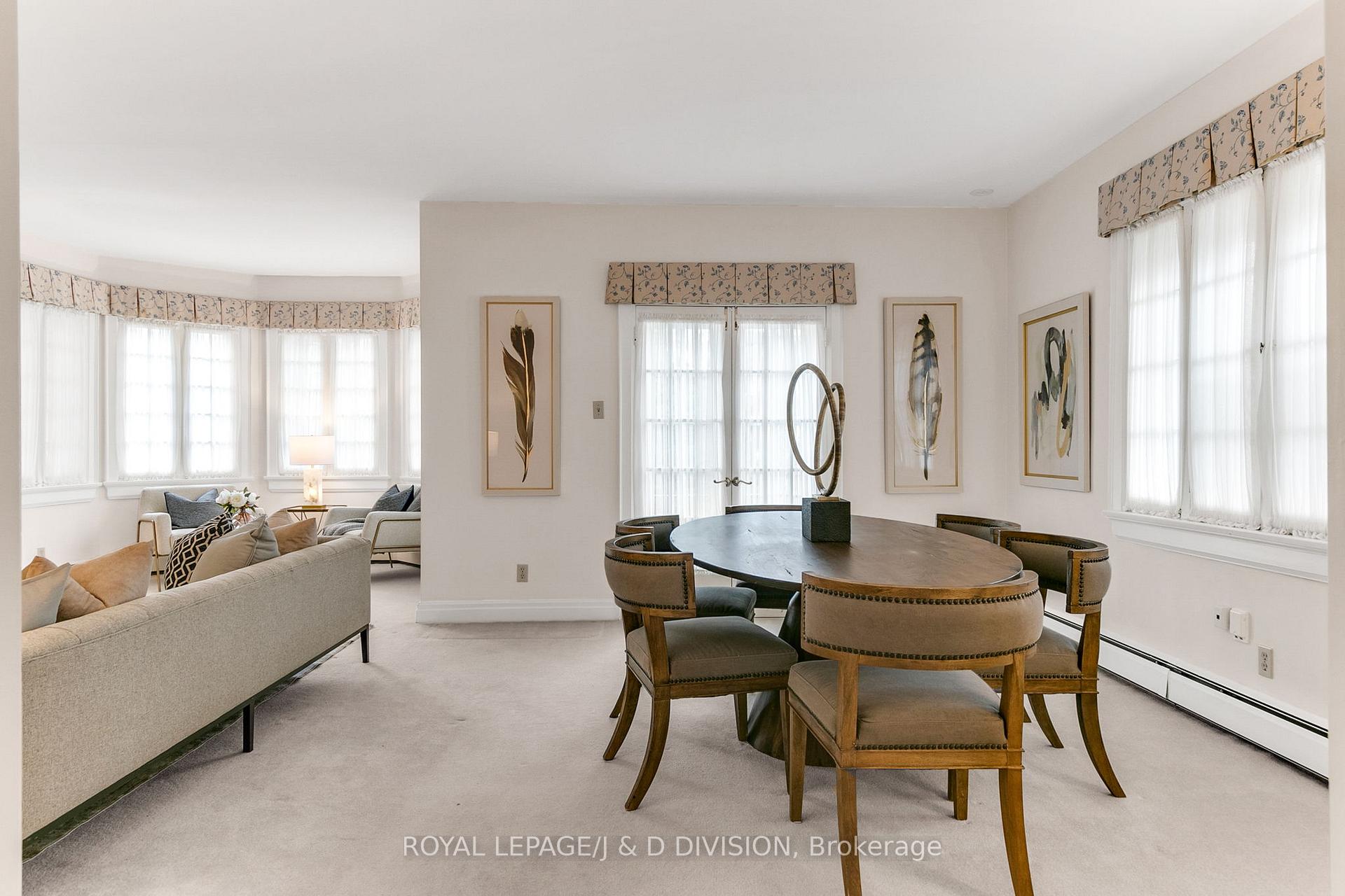 Photo 32 of 98 Chaplin Crescent, Toronto, Yonge-Eglinton — HOMEH