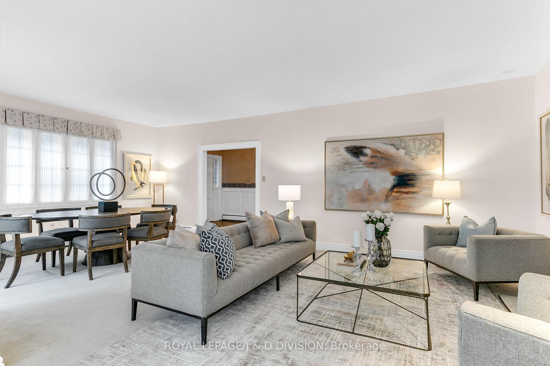 Photo 34 of 98 Chaplin Crescent, Toronto, Yonge-Eglinton — HOMEH