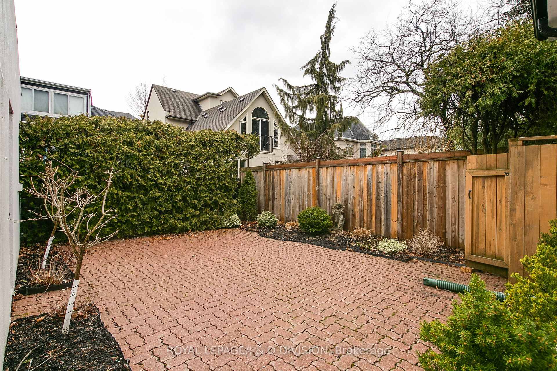 Photo 73 of 98 Chaplin Crescent, Toronto, Yonge-Eglinton — HOMEH