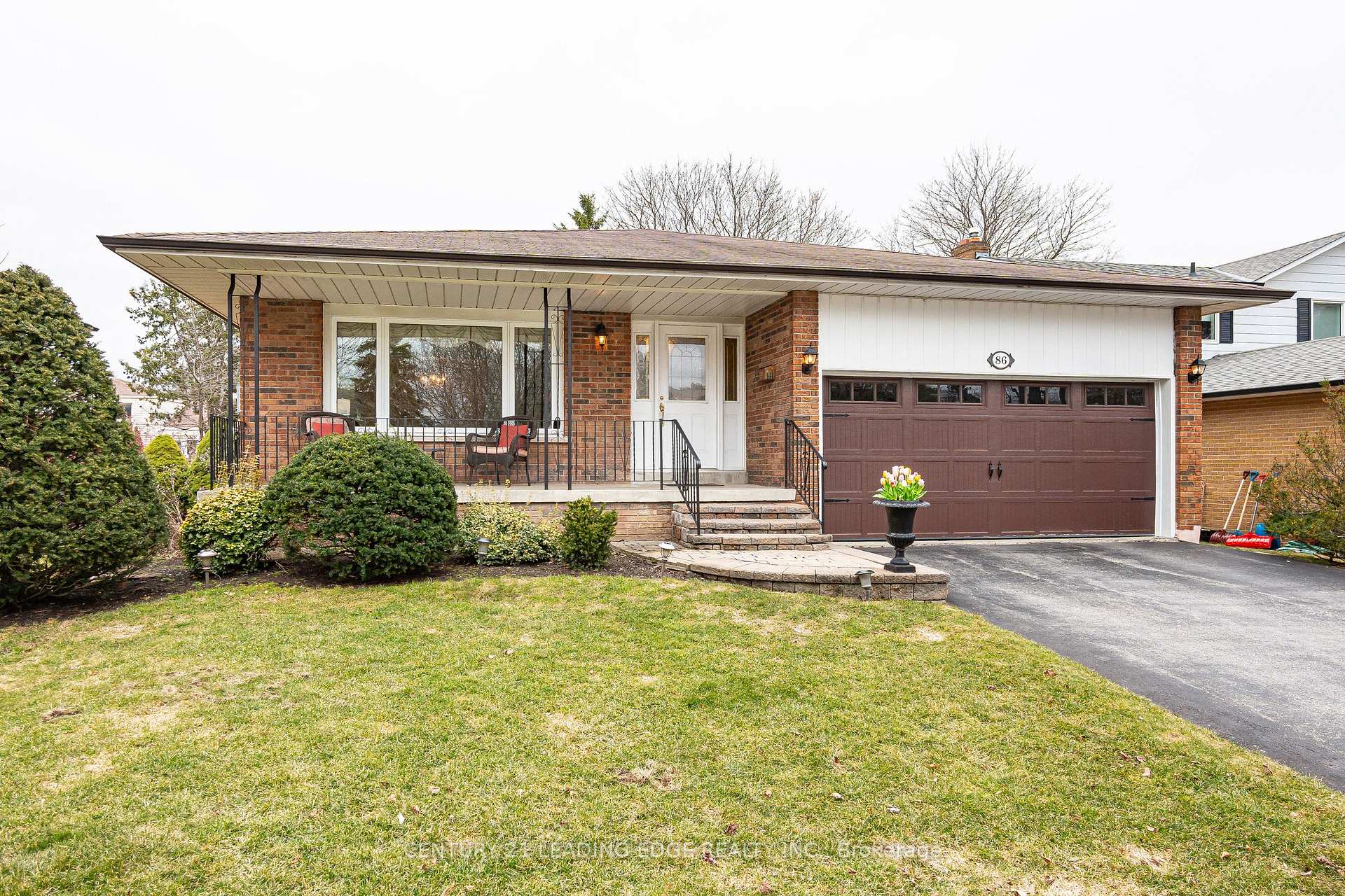 Front of 86 Pringle Avenue