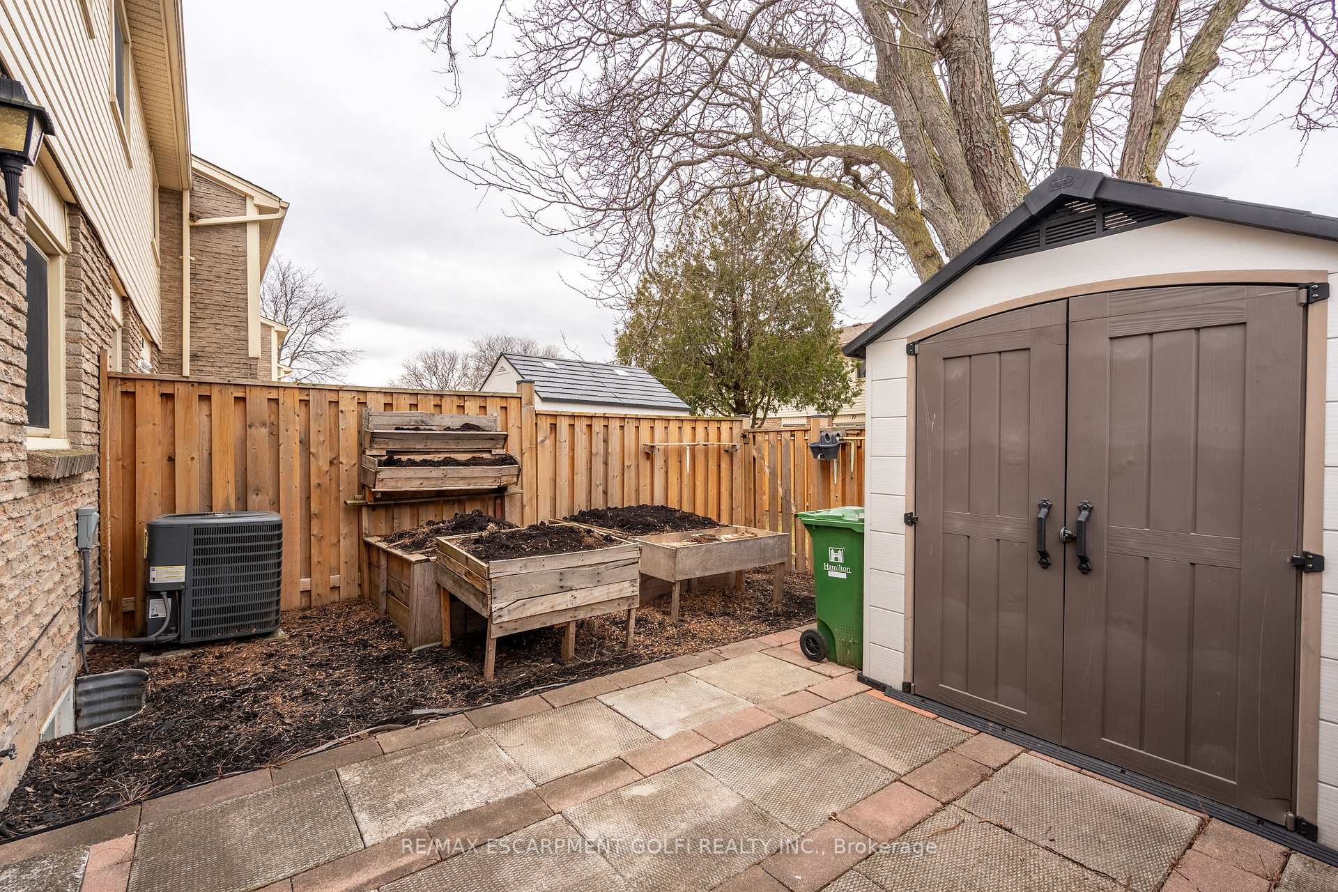 Photo 77 of Unit 80, 150 Gateshead Crescent, Hamilton, Stoney Creek — HOMEH
