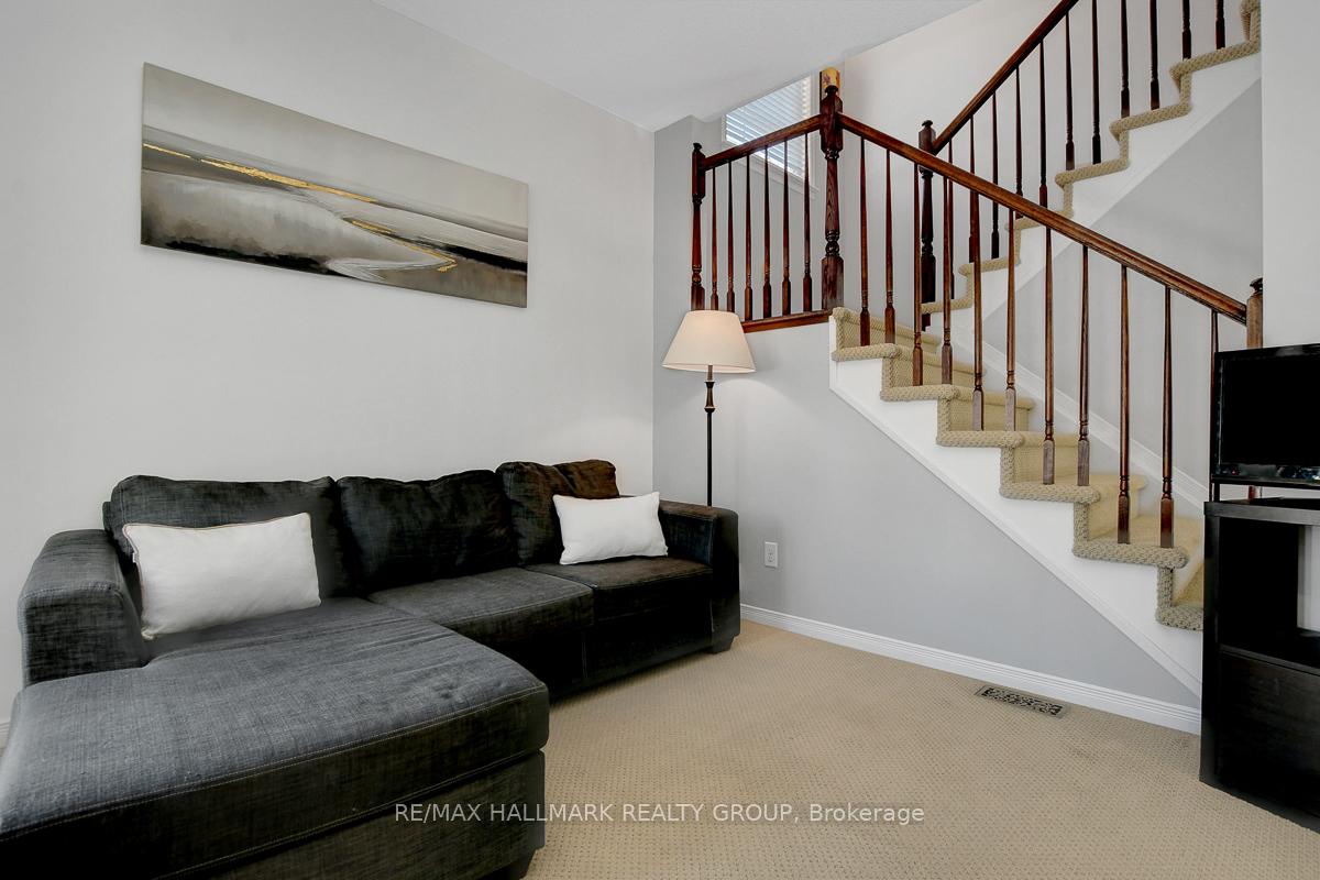 Photo 4 of 328 Eckerson Avenue, Ottawa, Stittsville (South) — HOMEH
