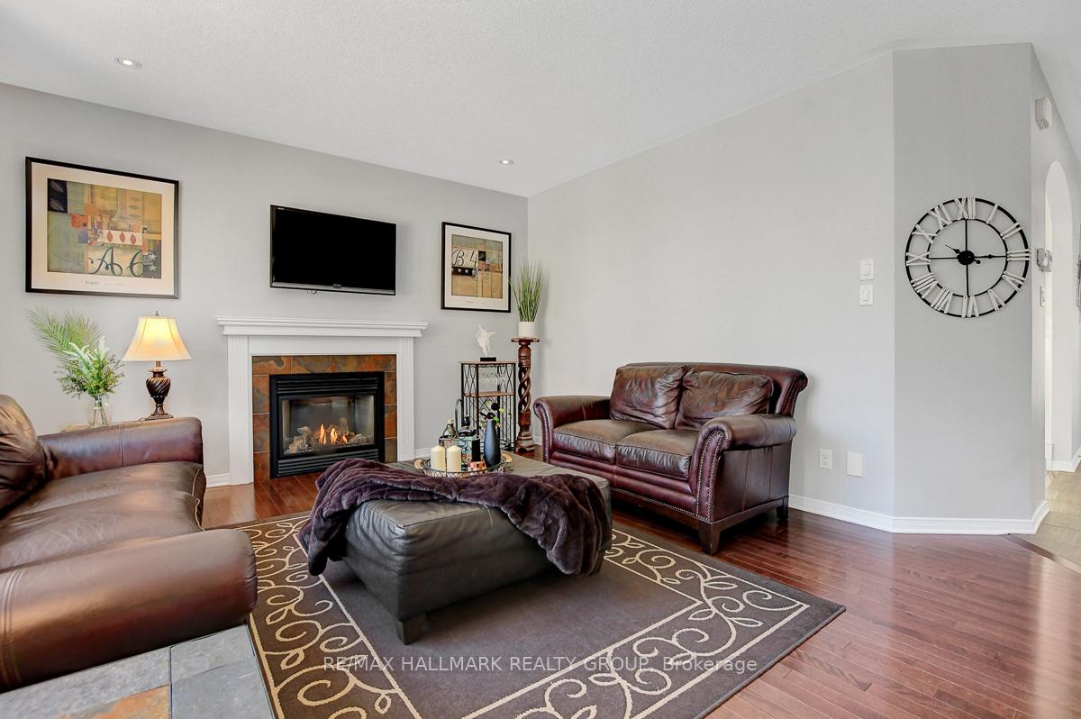 Photo 11 of 328 Eckerson Avenue, Ottawa, Stittsville (South) — HOMEH