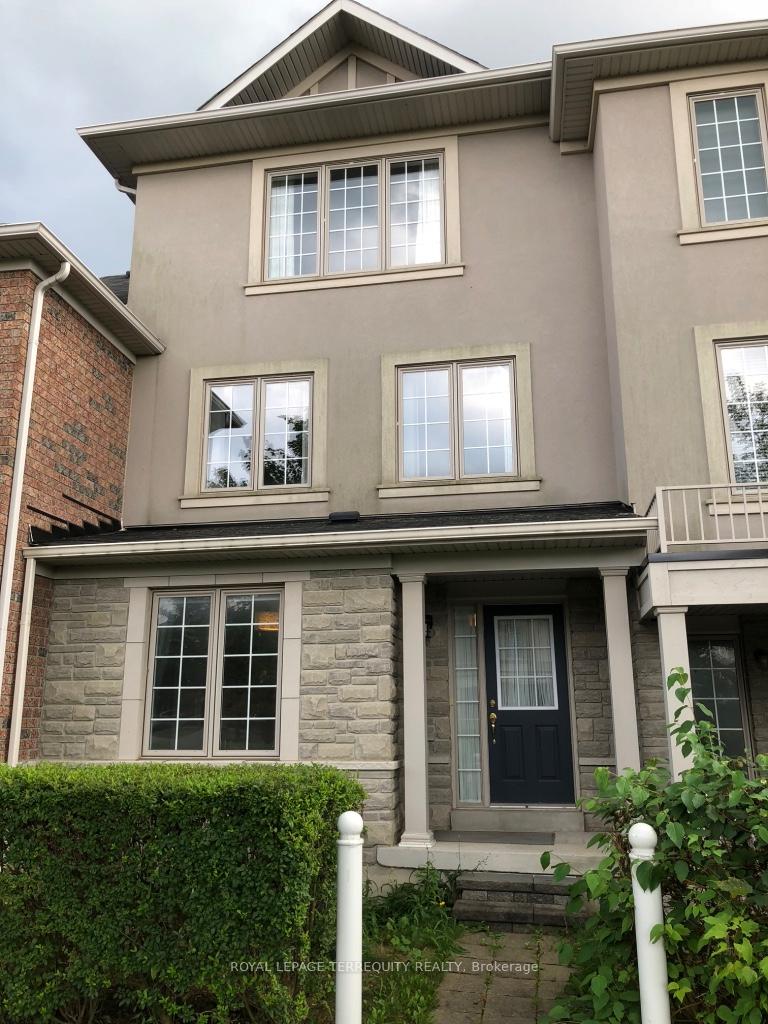 Photo 2 of 8 Thoroughbred Way, Markham, Berczy — HOMEH