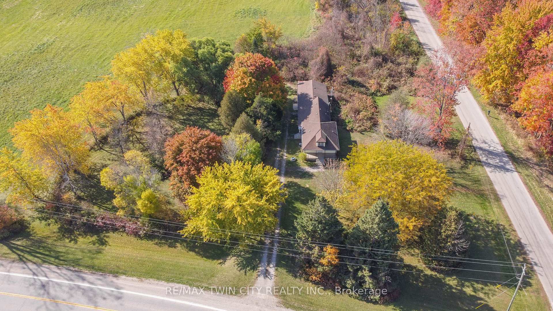 Photo 1 of 403 Middle Townline Road, Brant, Burford — HOMEH