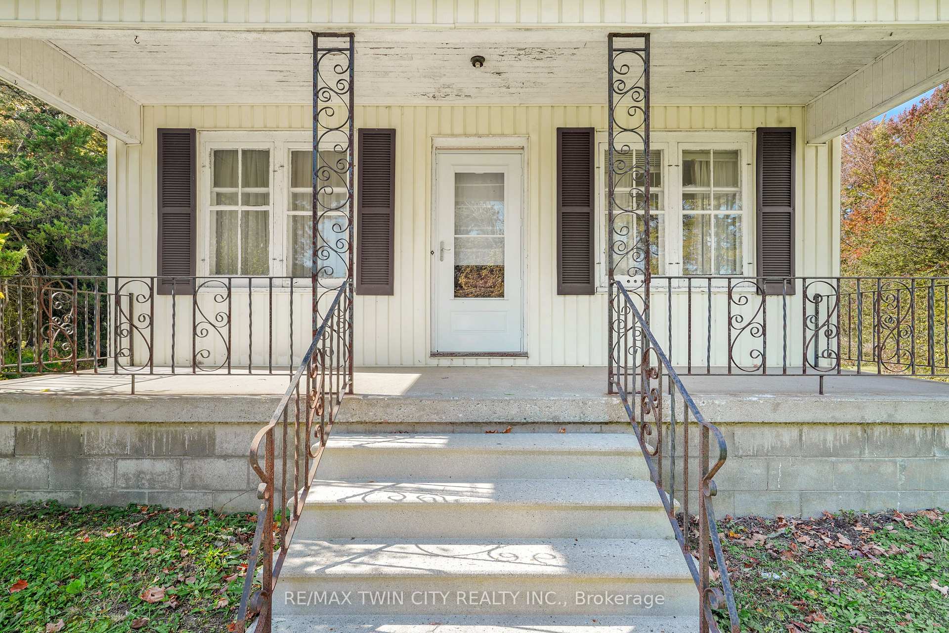 Photo 10 of 403 Middle Townline Road, Brant, Burford — HOMEH