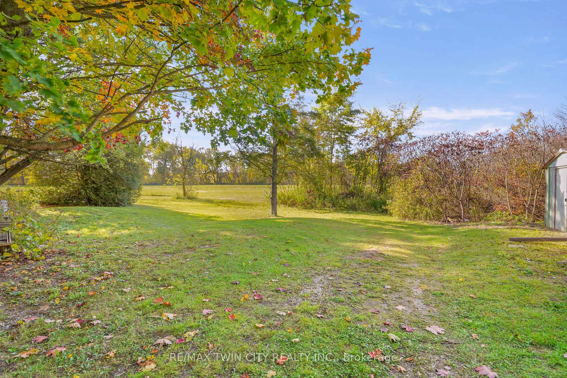 Photo 35 of 403 Middle Townline Road, Brant, Burford — HOMEH