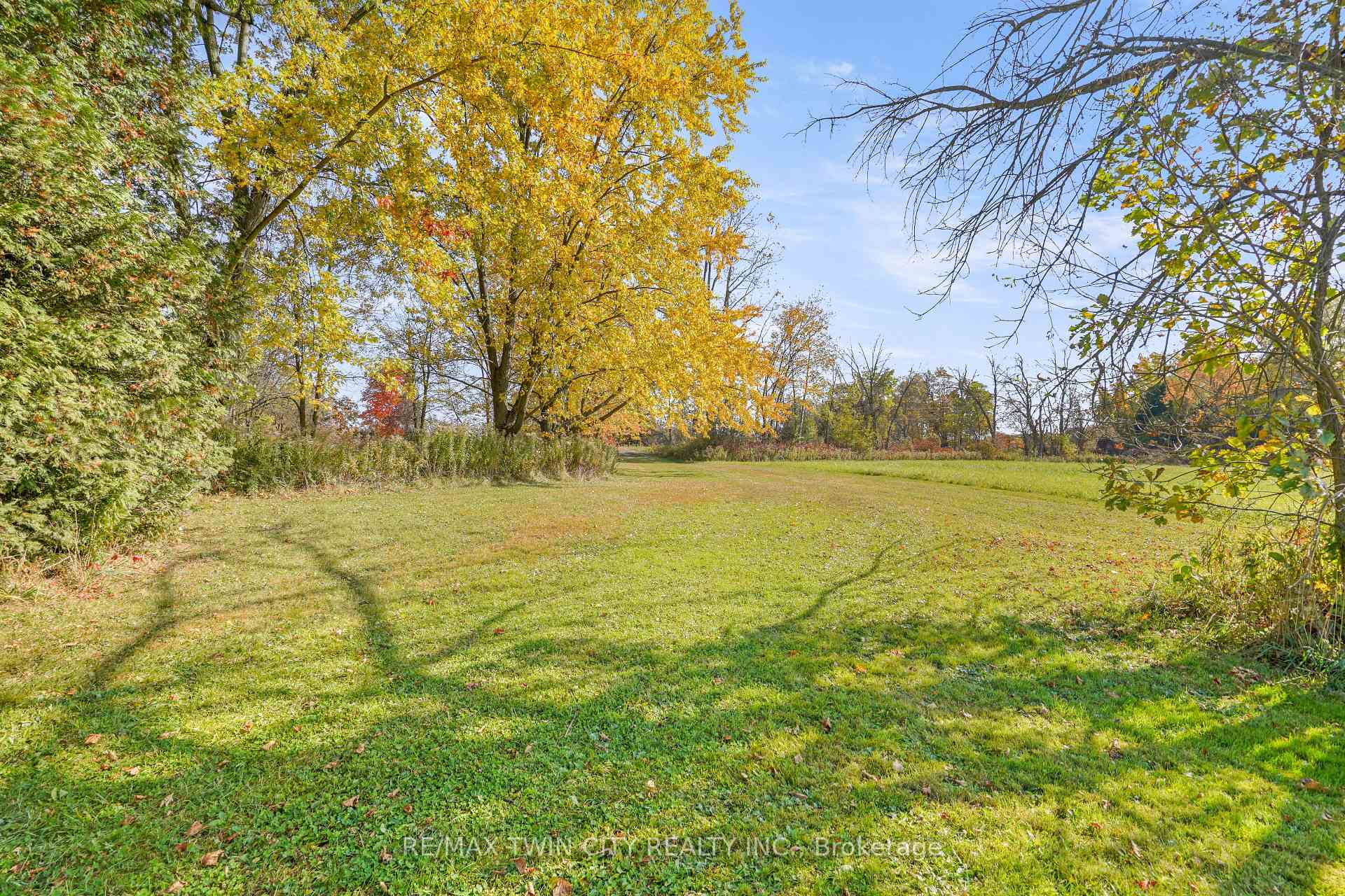 Photo 37 of 403 Middle Townline Road, Brant, Burford — HOMEH