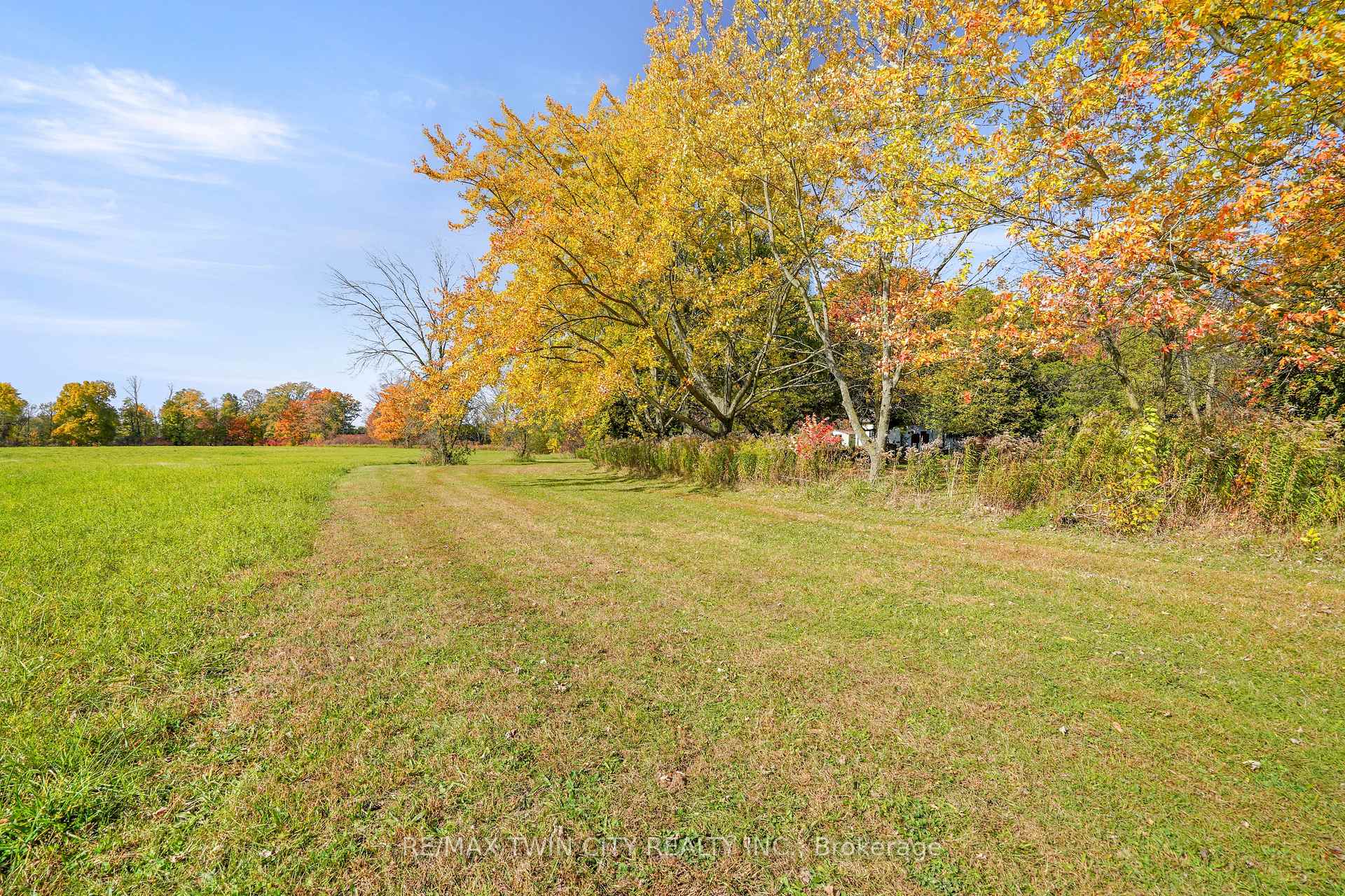 Photo 38 of 403 Middle Townline Road, Brant, Burford — HOMEH